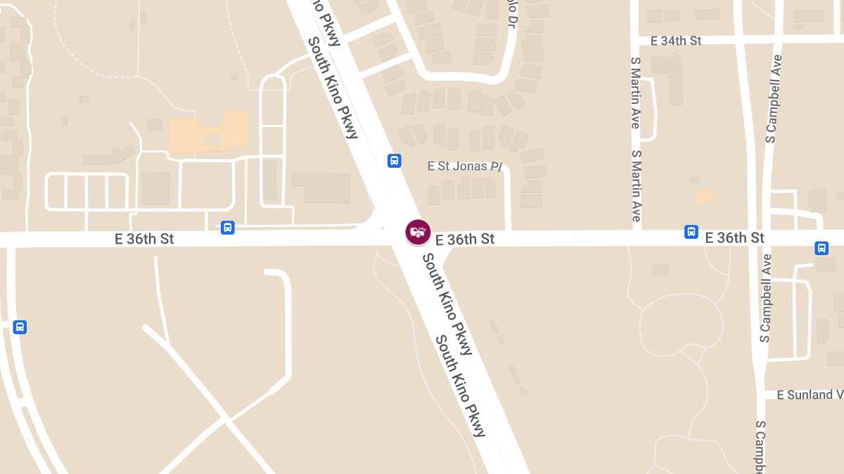 Accident with Injuries at Kino Pkwy and 36th