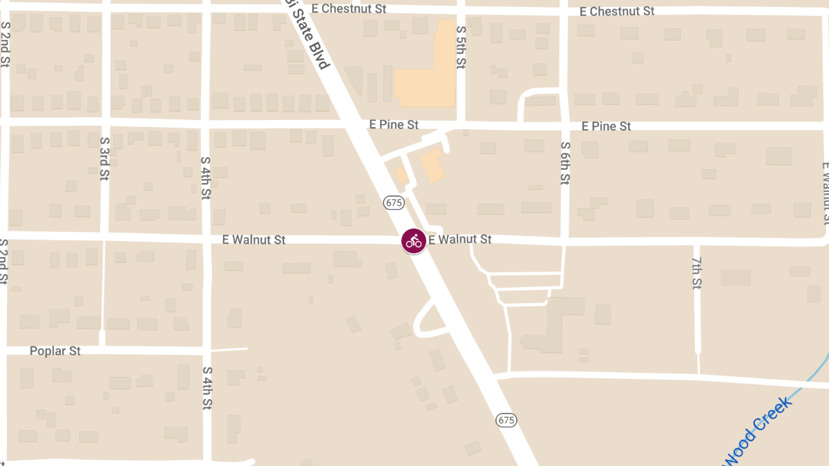 Bicycle Crash at Bi State Blvd and Walnut St