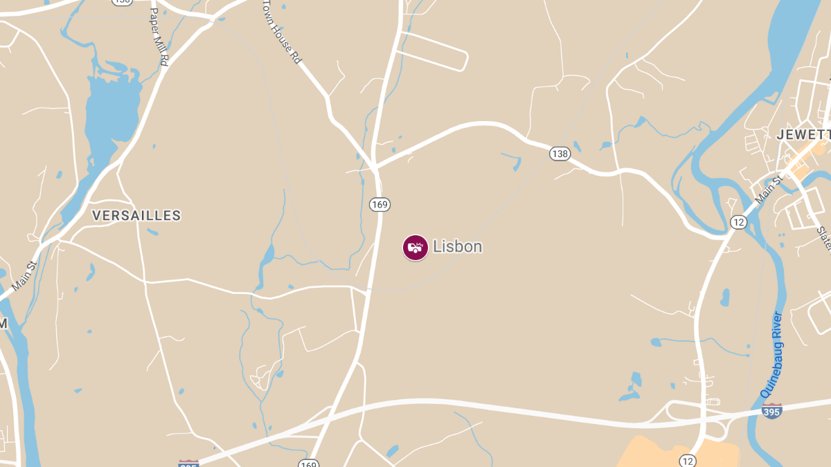 Car Accident at Bishop Historical House