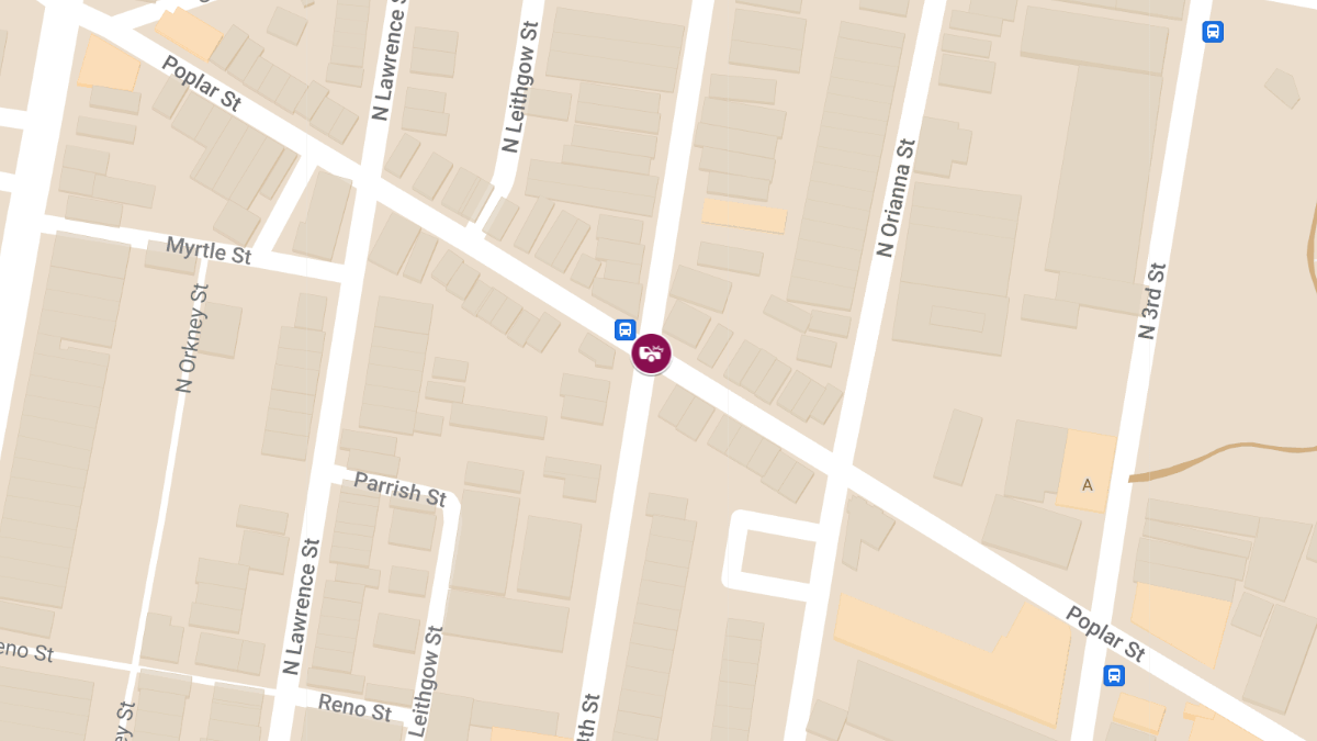Crash with Injuries at 4th and Poplar Streets
