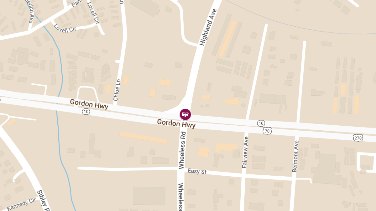 Traffic Accident with Injury at Highland Ave and Gordon Hwy