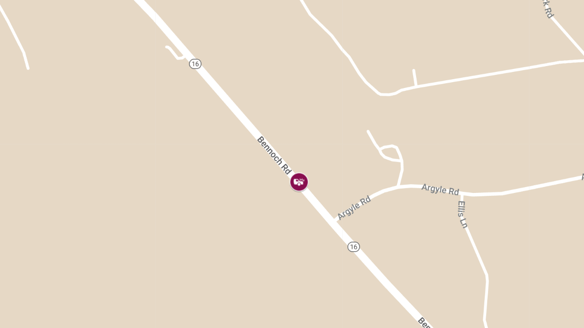Two Injured in Car Crash on Bennoch Rd