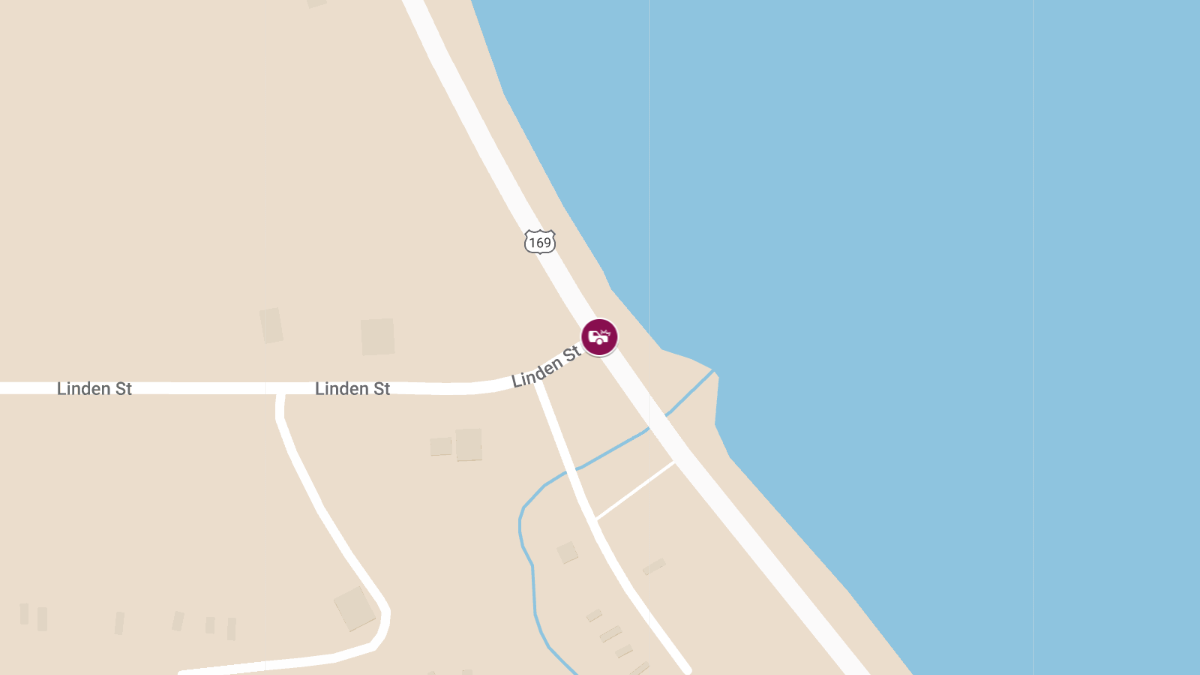 Two Injured in Rear-End Collision at Hwy 169 & Linden St