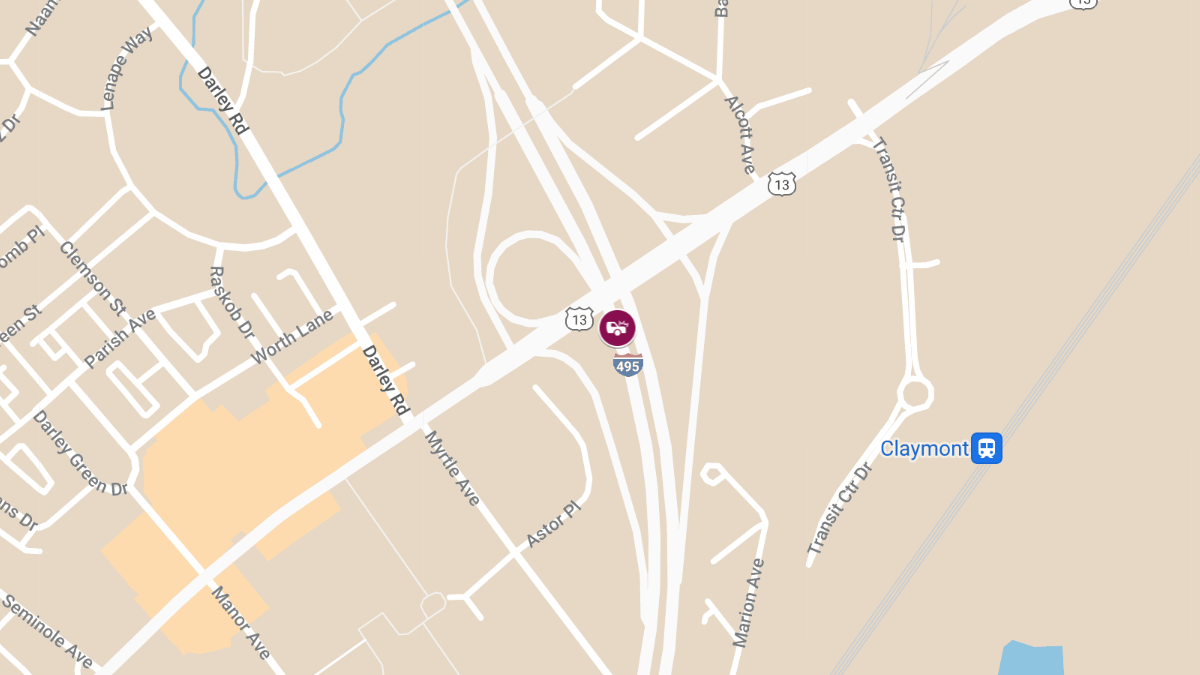 Vehicle Accident with Injuries at I-495 Southbound near Philadelphia Pike