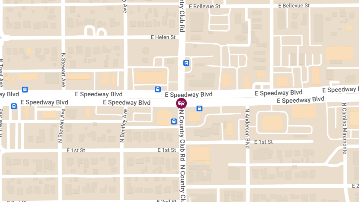 Accident with Injuries at Speedway Blvd and Country Club Rd