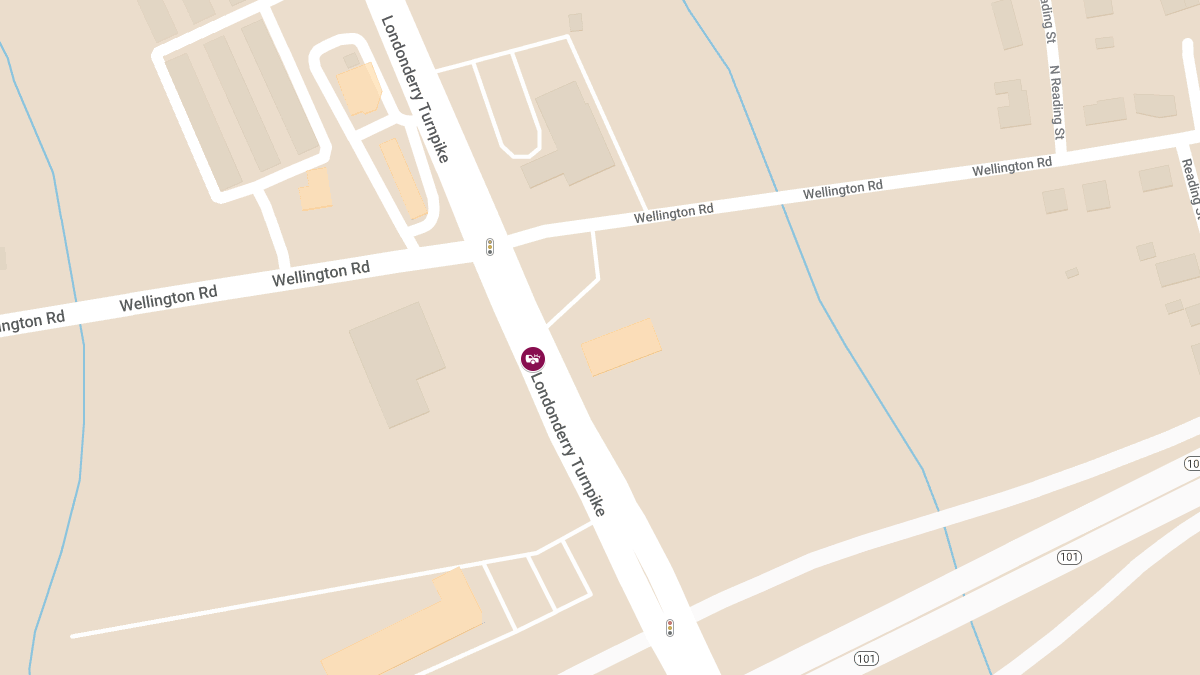 Accident with Injury at 146 Londonderry TPK near Dunkin