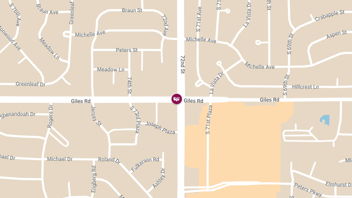 Auto Crash with Injury at S 72nd St and Giles Rd