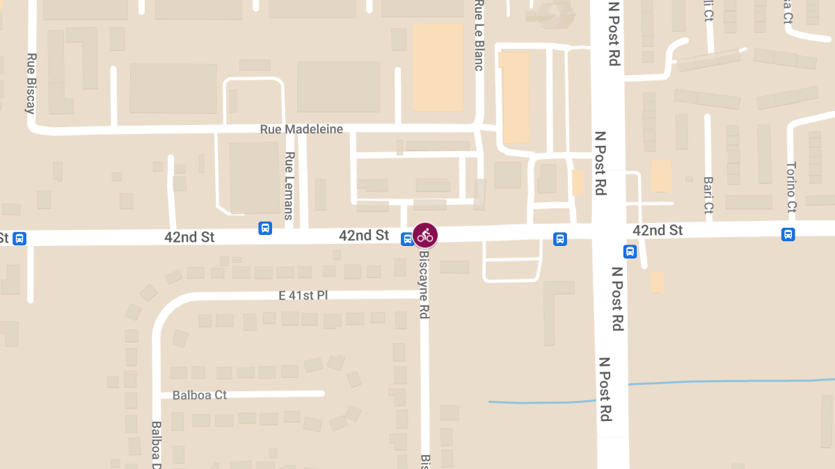 Bicyclist Incident at E 42nd St & Biscayne Rd
