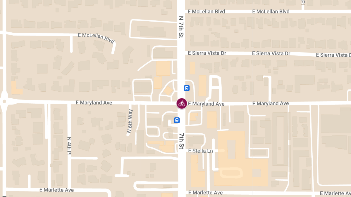 Bicyclist Involved Injury Accident at 7th St and Maryland Ave