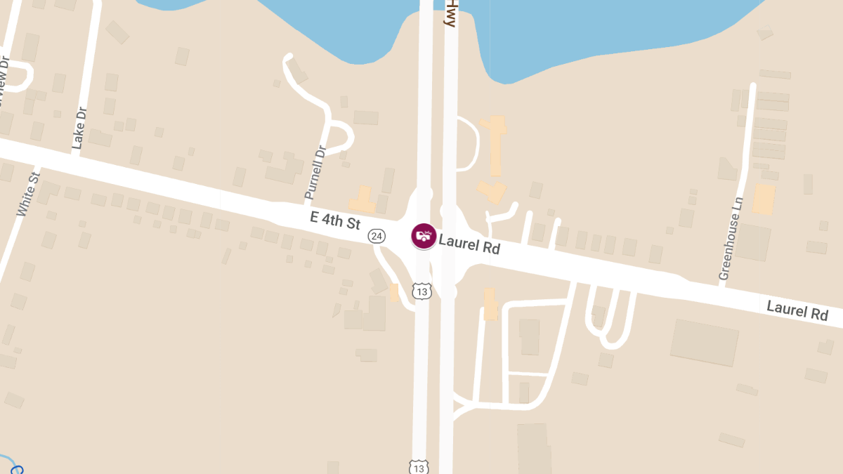 Crash with Entrapment at E Market St and Sussex Hwy