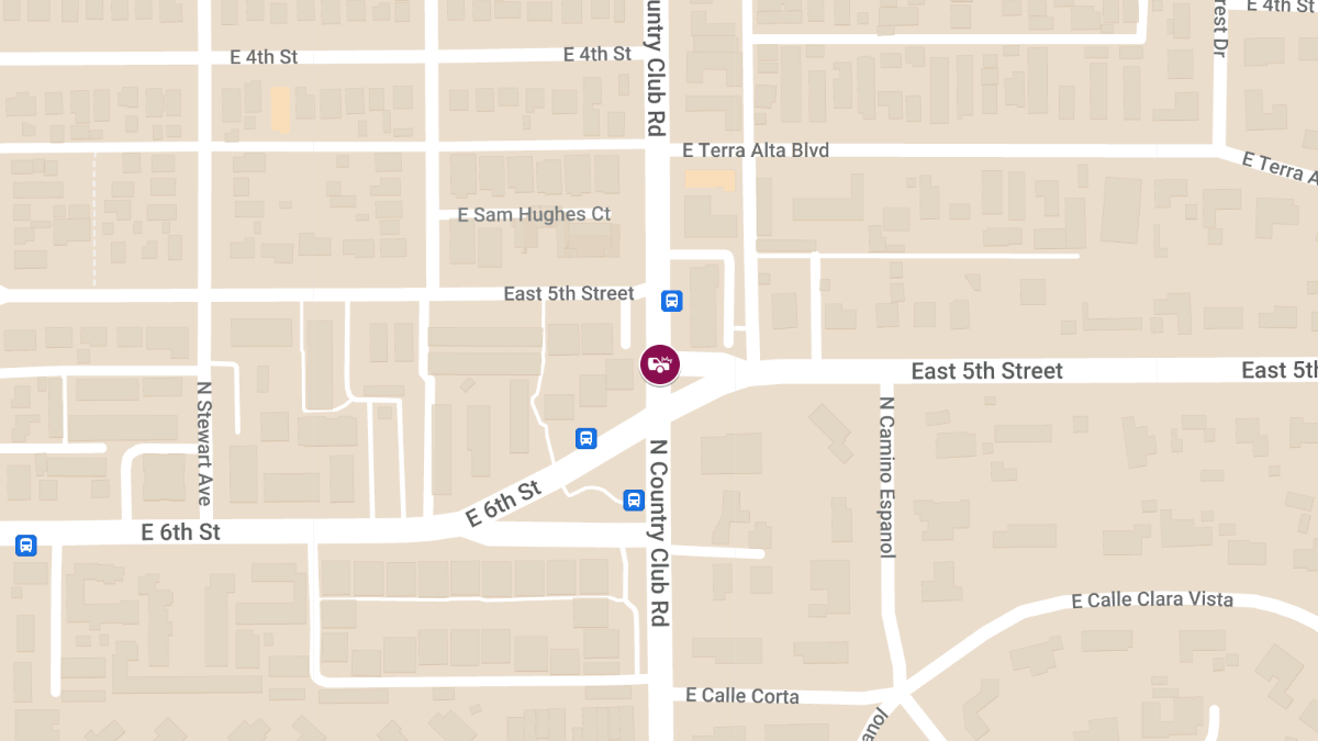 Crash with Injuries at N Country Club Rd and E 5th St