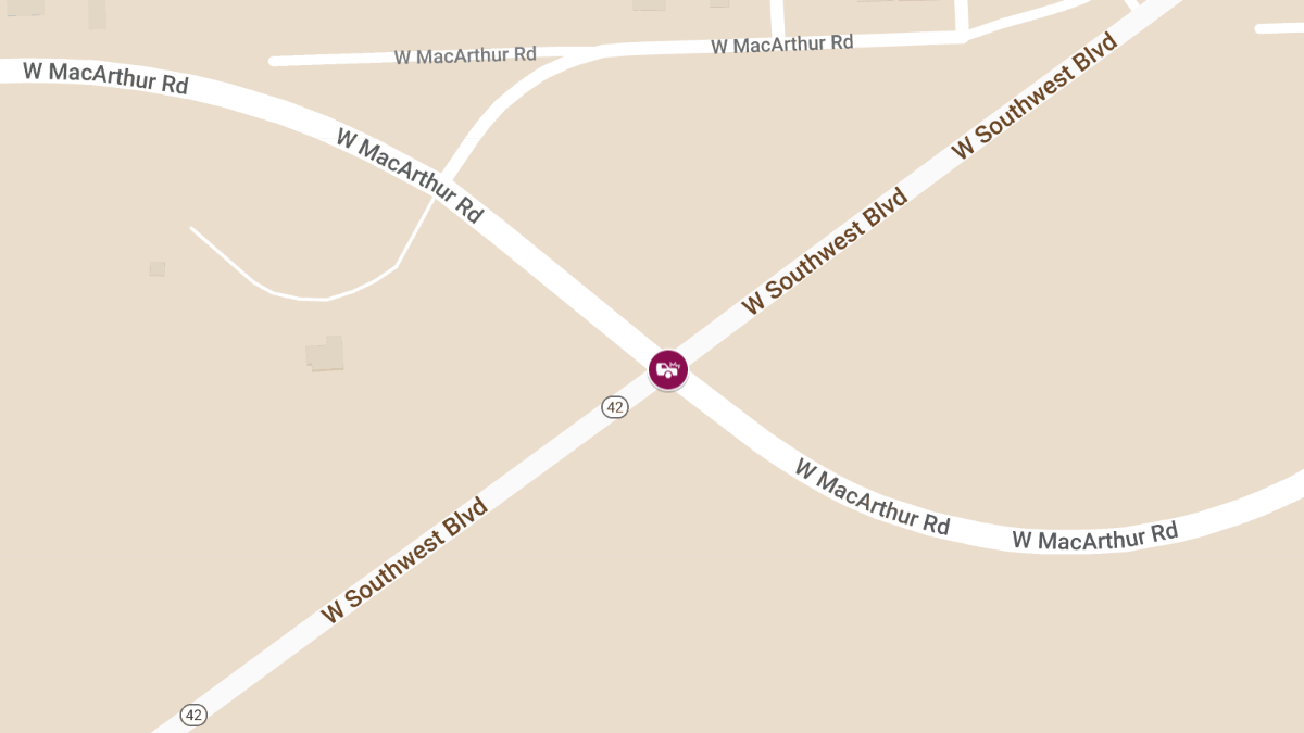 Injury Accident Closes Eastbound Lanes of K-42 at MacArthur