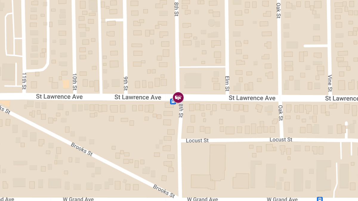 Injury Accident at 8th St and St Lawrence Ave