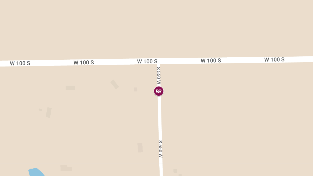 Motor Vehichle Accident with Injuries and Entrapment at 1225 S 550 W