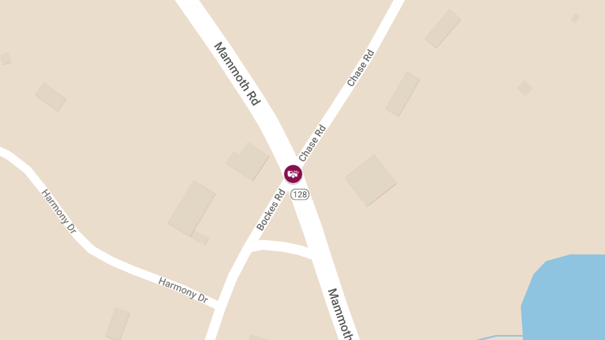 Motor Vehicle Crash with Injuries at Mammoth Rd and Chase Rd
