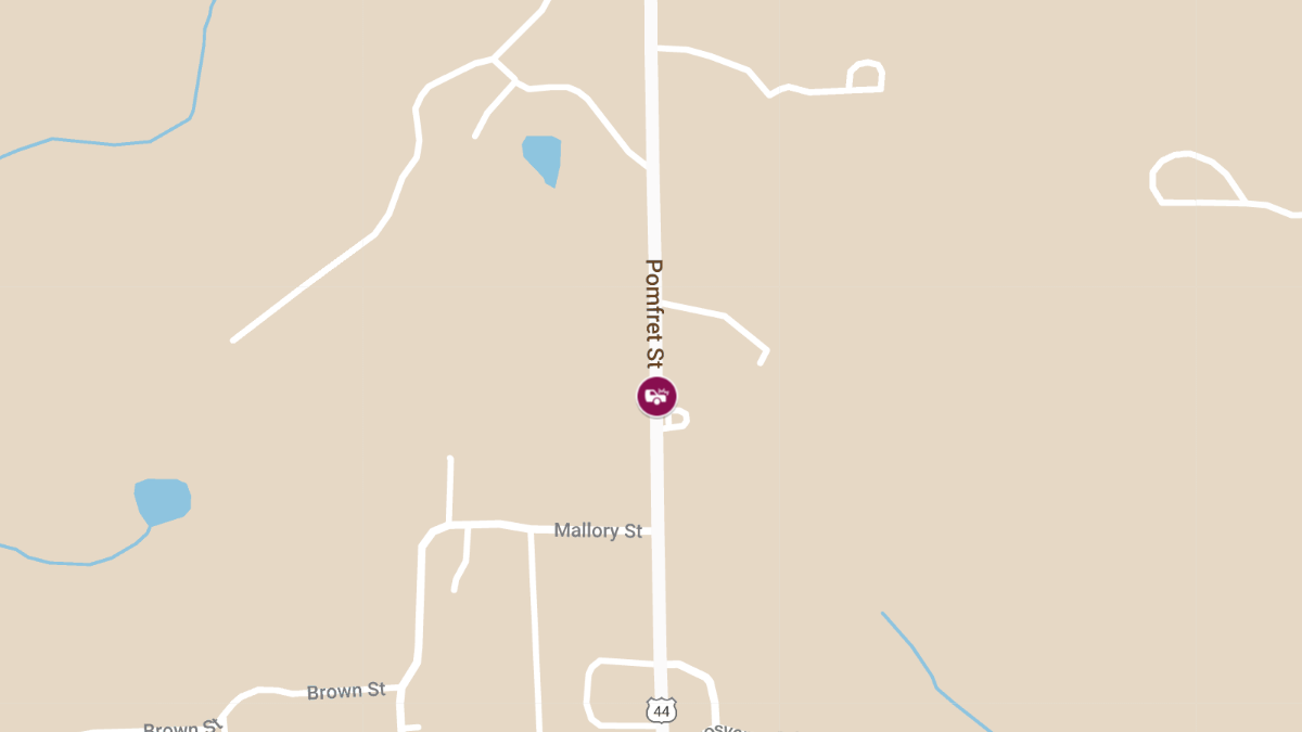 Vehicle Accident at 500 Pomfret St