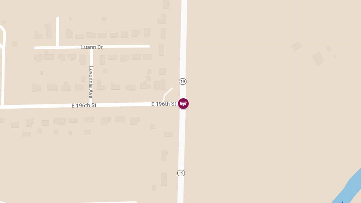 Vehicle Accident at E 196th St and Cicero Rd