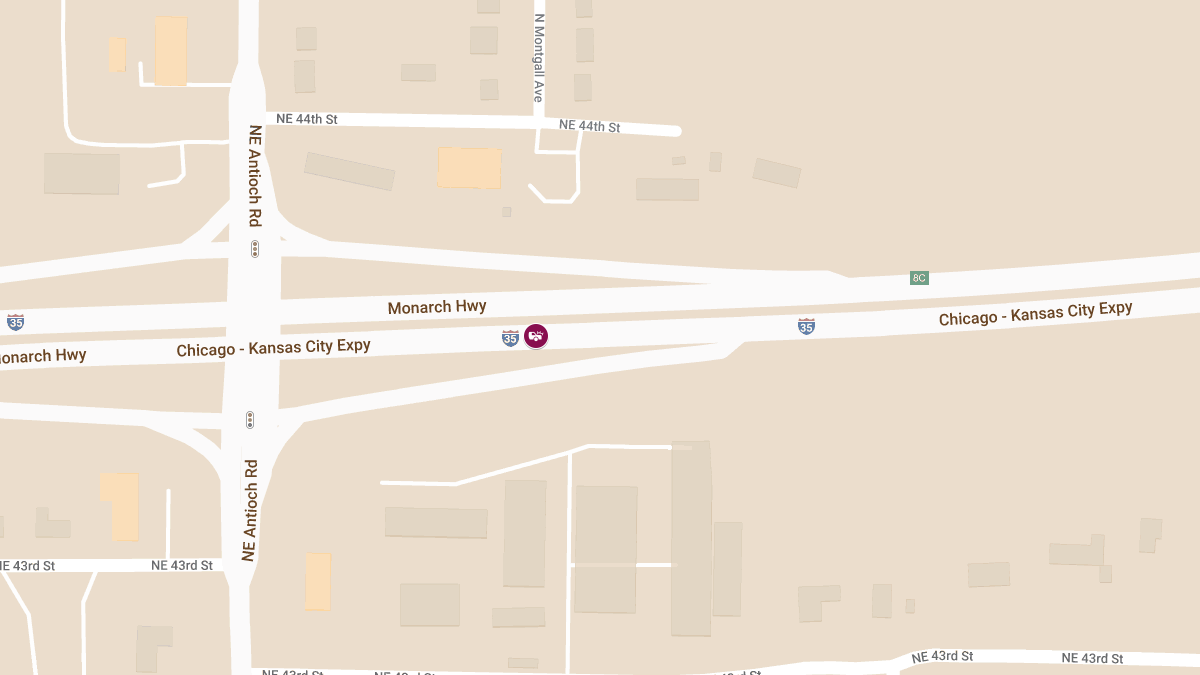 Vehicle Collision on SB 35 South of Antioch Rd