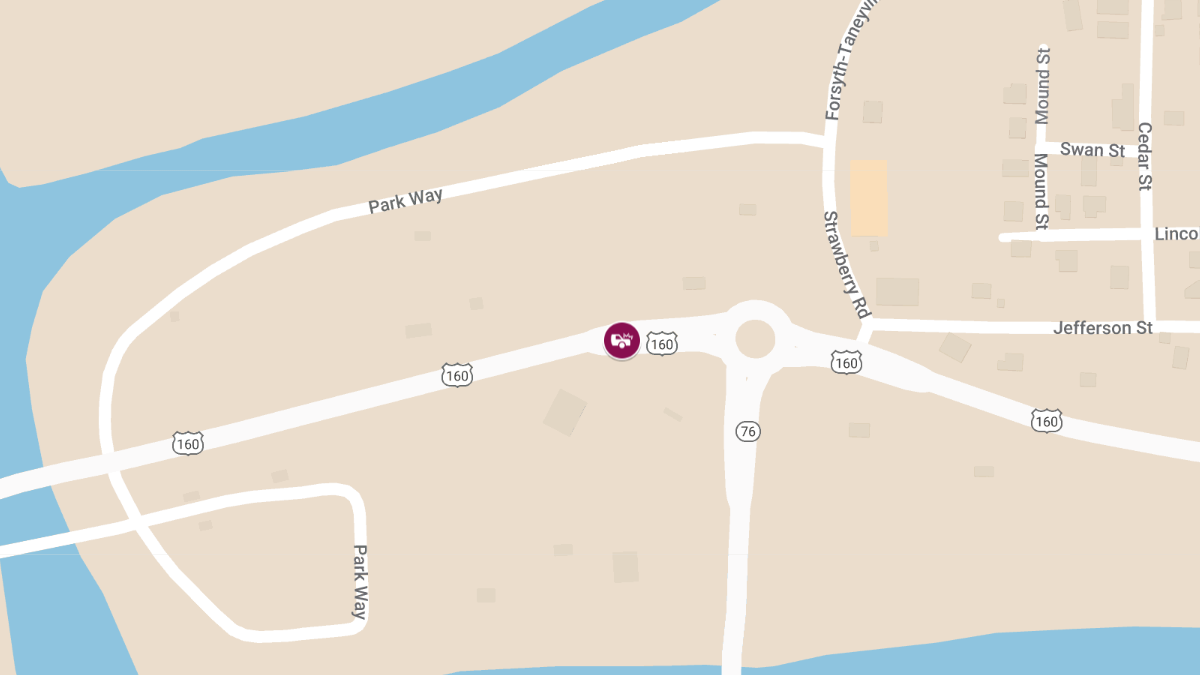 Vehicle Collision on US 160 in Forsyth