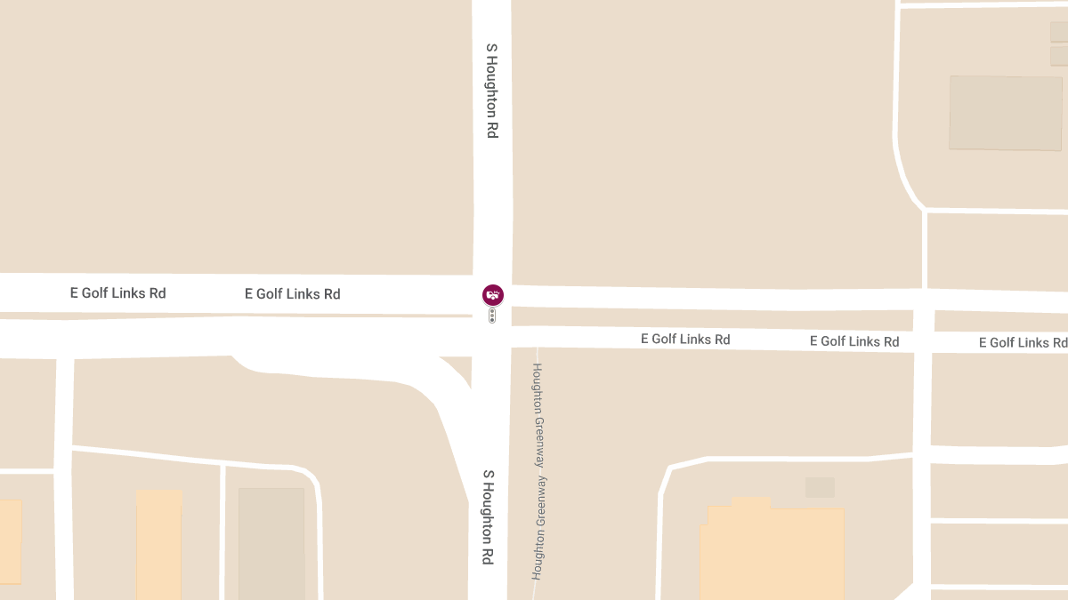 Vehicle Crash with Injuries at E Golf Links Rd and S Houghton Rd