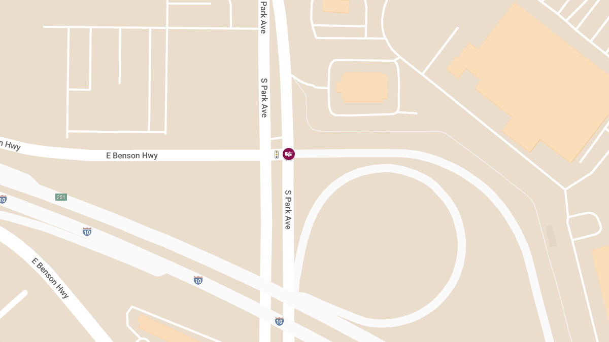 Accident With Injuries at Benson Hwy and Park Ave