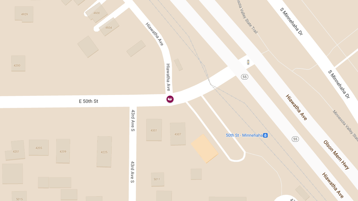 Accident at E 50th St & Hiawatha Ave Results in Injuries