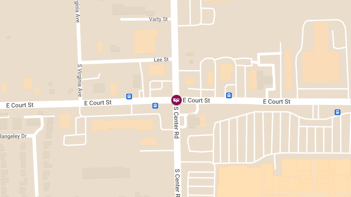 Accident at E Court St & N Center Rd Causes InjuryΒ
