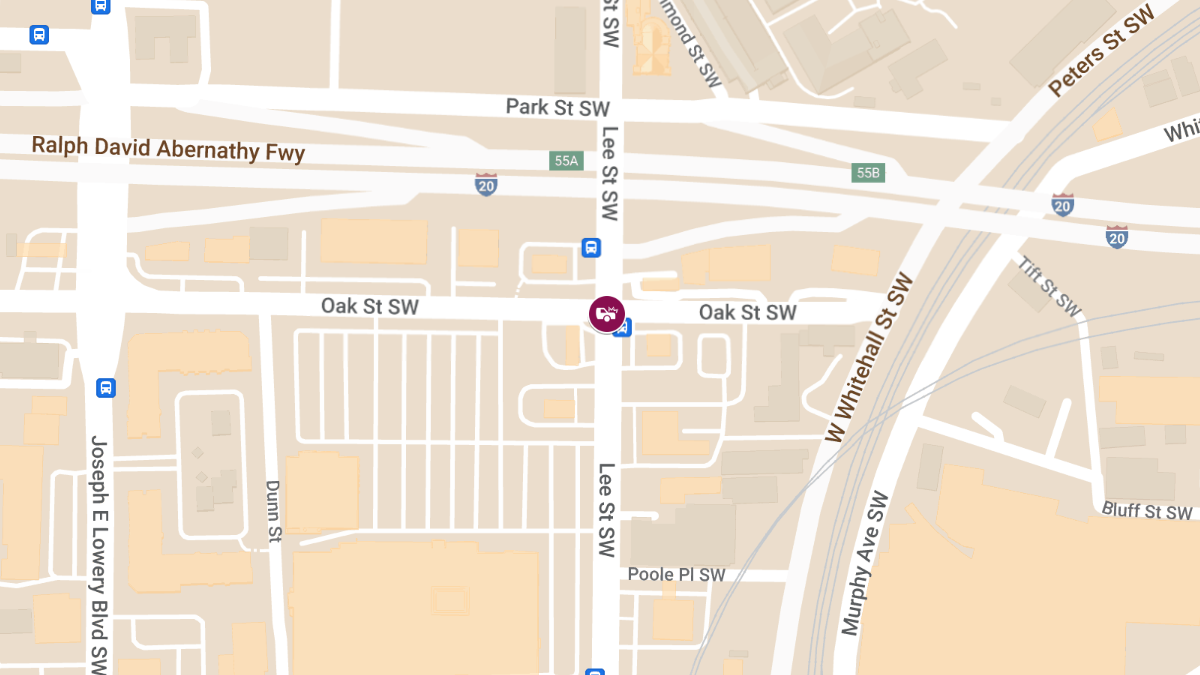 Accident with Injuries at Lee St SW & Oak St SW