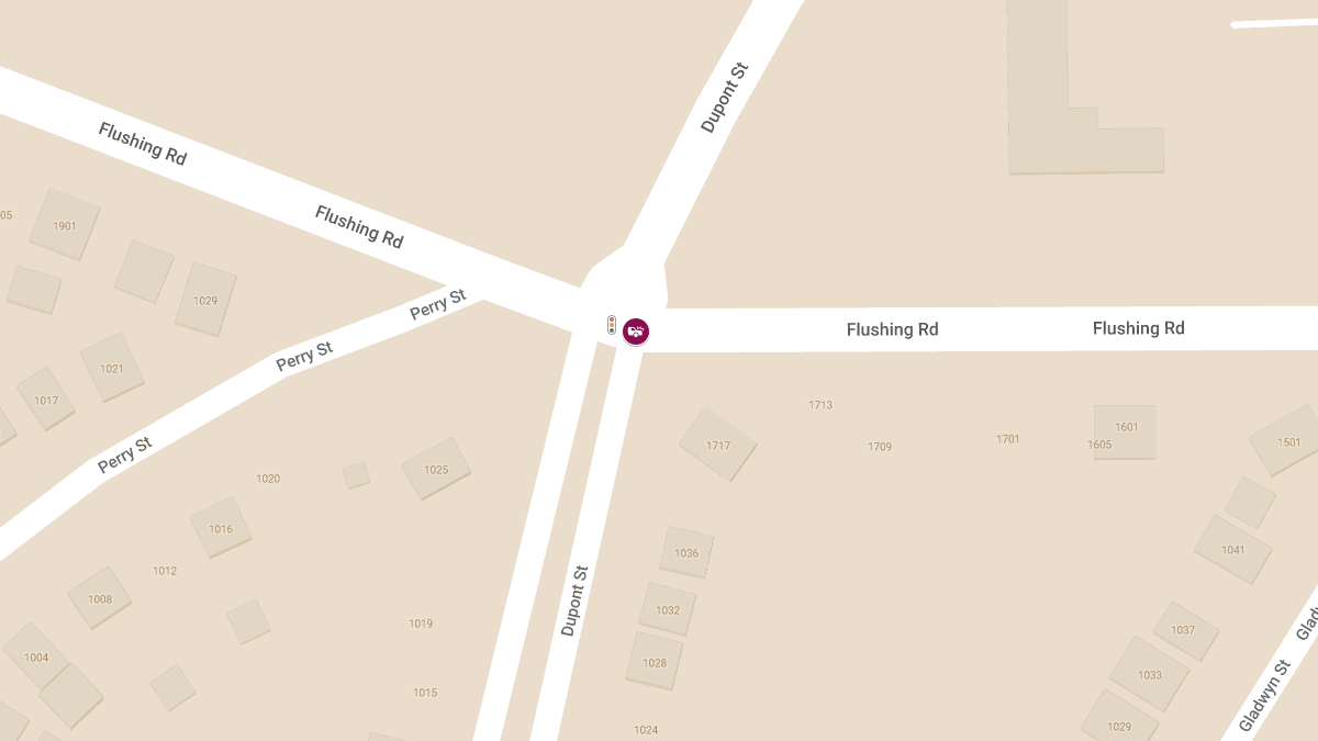 Accident with Injury at Dupont St & Flushing Rd