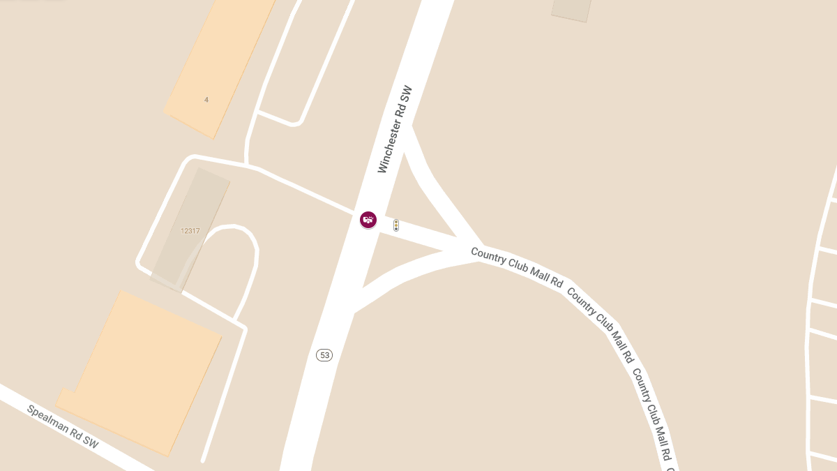 Auto Accident at Winchester Rd and Country Club Mall Rd