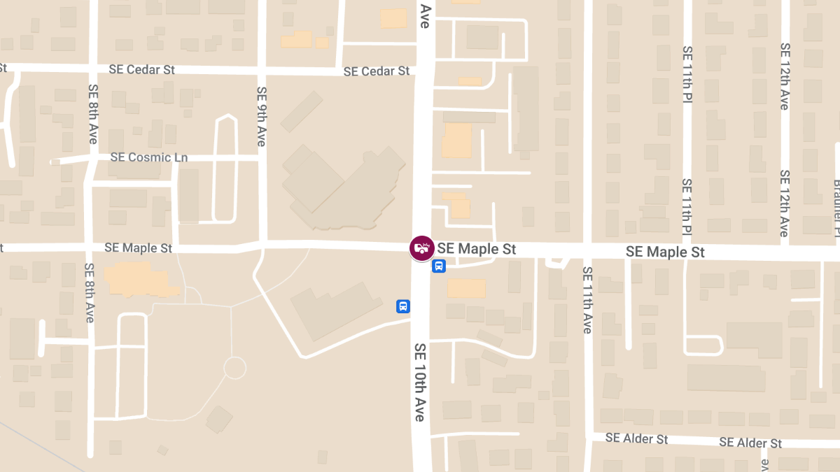 Car Crash at SE 10th Ave & SE Maple St Causes Injuries