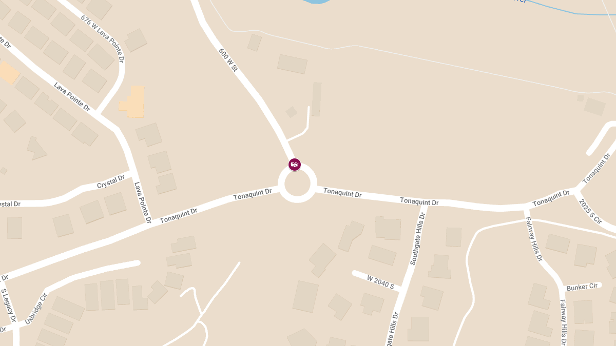 Collision With Injuries at 600 W & Tonaquint Roundabout
