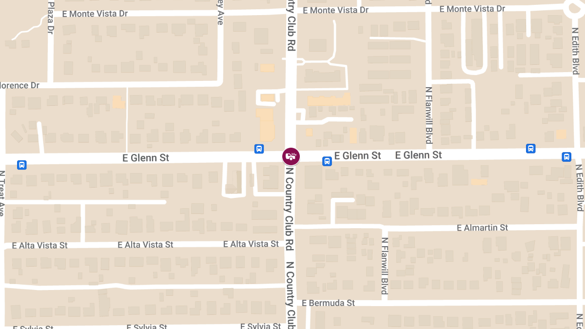 Crash With Injuries at Glenn St & Country Club Rd