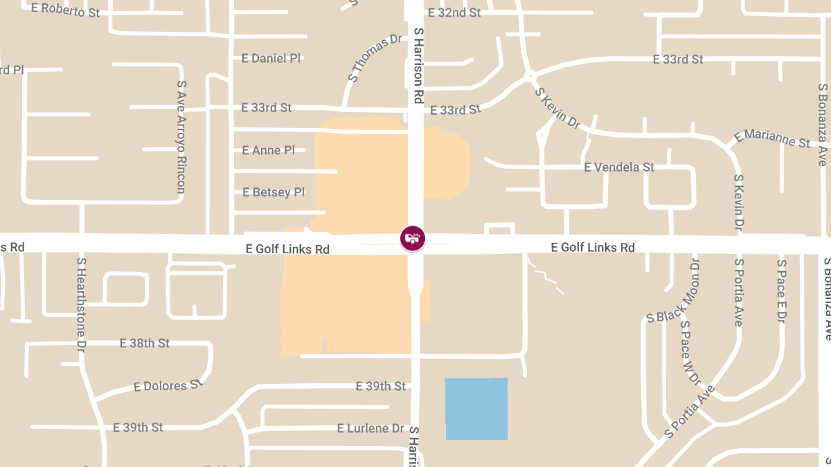 Crash with Injuries at Ft Lowell Rd and Castro Ave