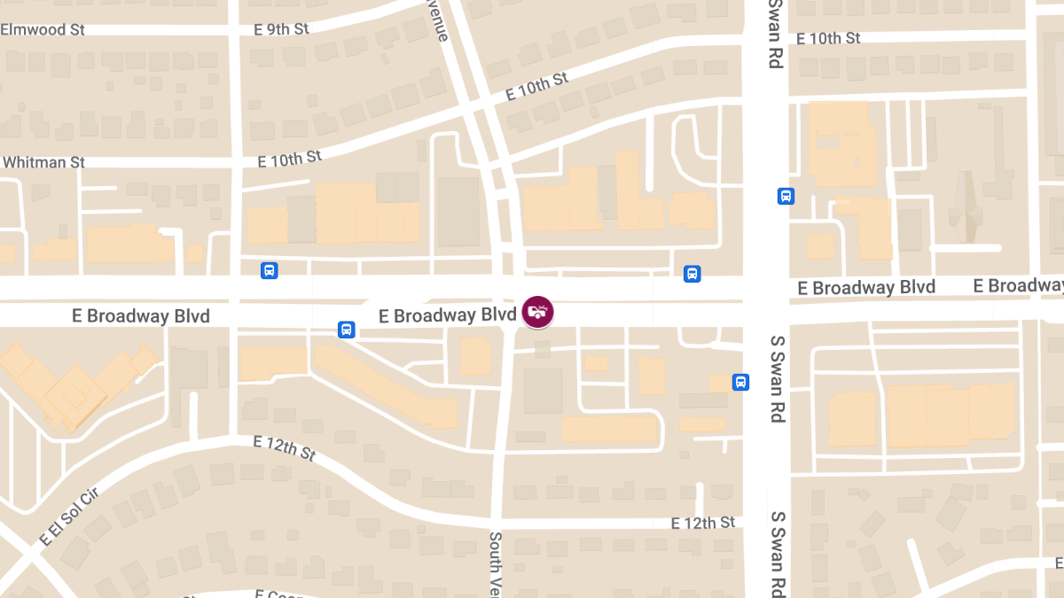 Crash with Injuries on Broadway Blvd East of Swan Rd