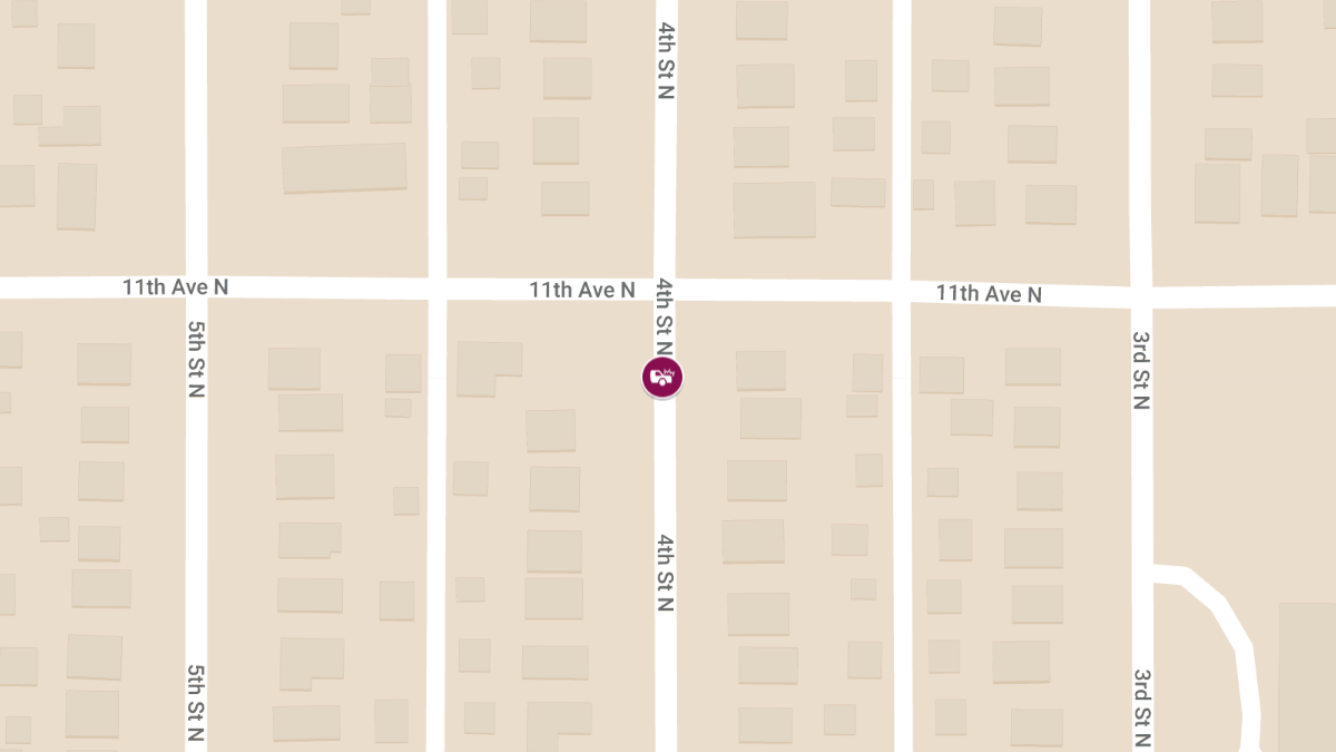 Injuries Reported in Car Crash at 4th St N