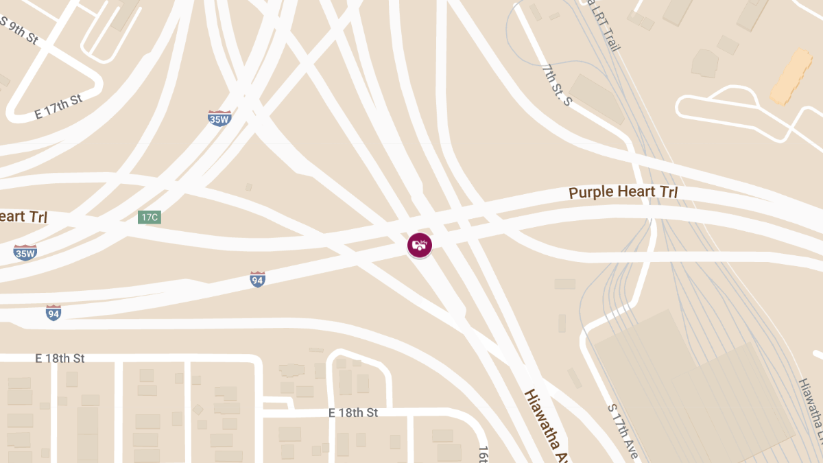 Injury Accident on I-94 E at Olson Memorial Hwy in North Loop