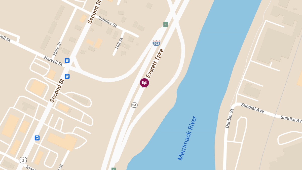 Injury Accident with Entrapment on Everett Turnpike Southbound