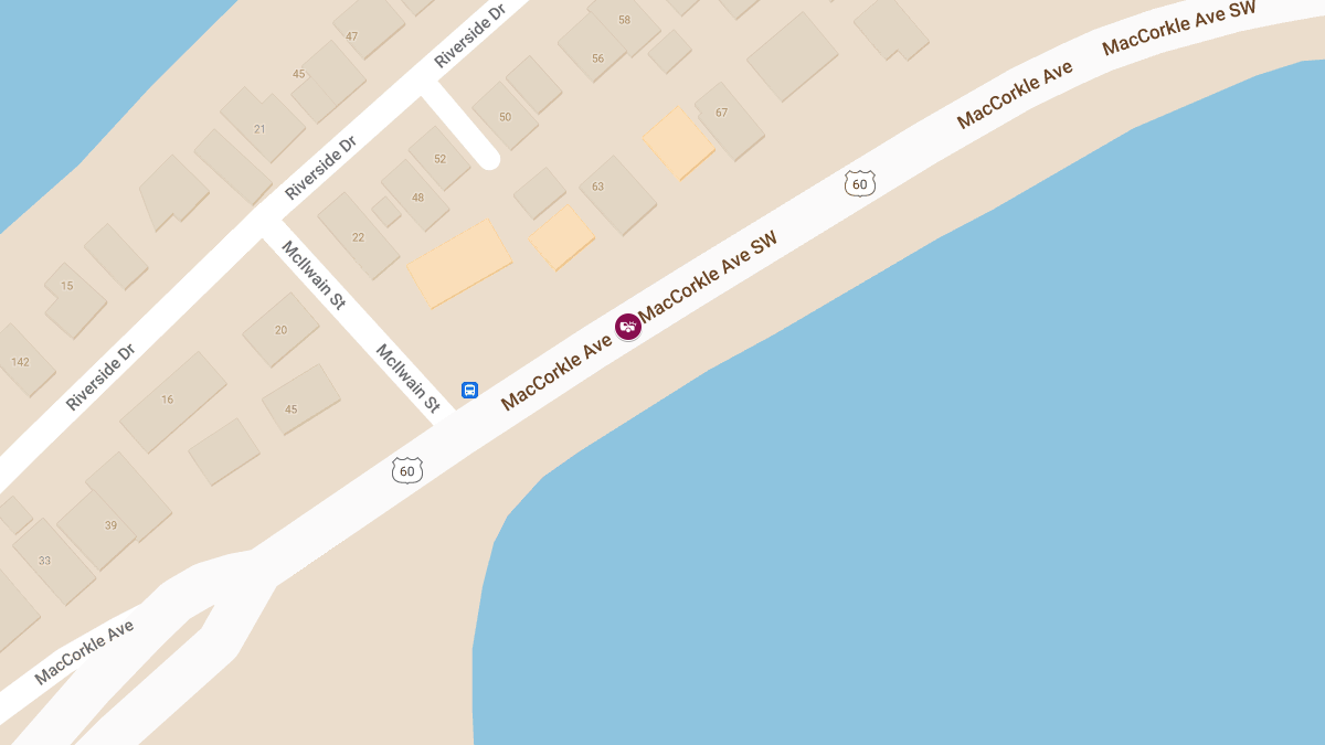 Injury Crash at River Walk Mall & MacCorkle Ave SW