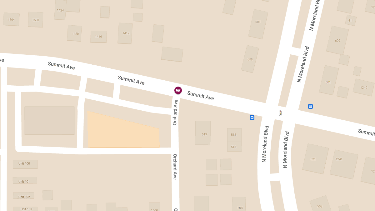 Motor Vehicle Accident with Injuries at Summit Ave & Orchard Ave