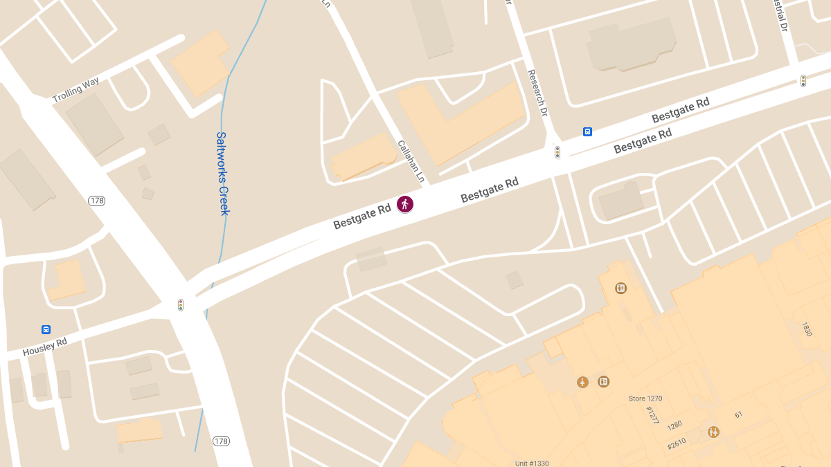 Pedestrian Struck Near Westfield Annapolis Mall on West St