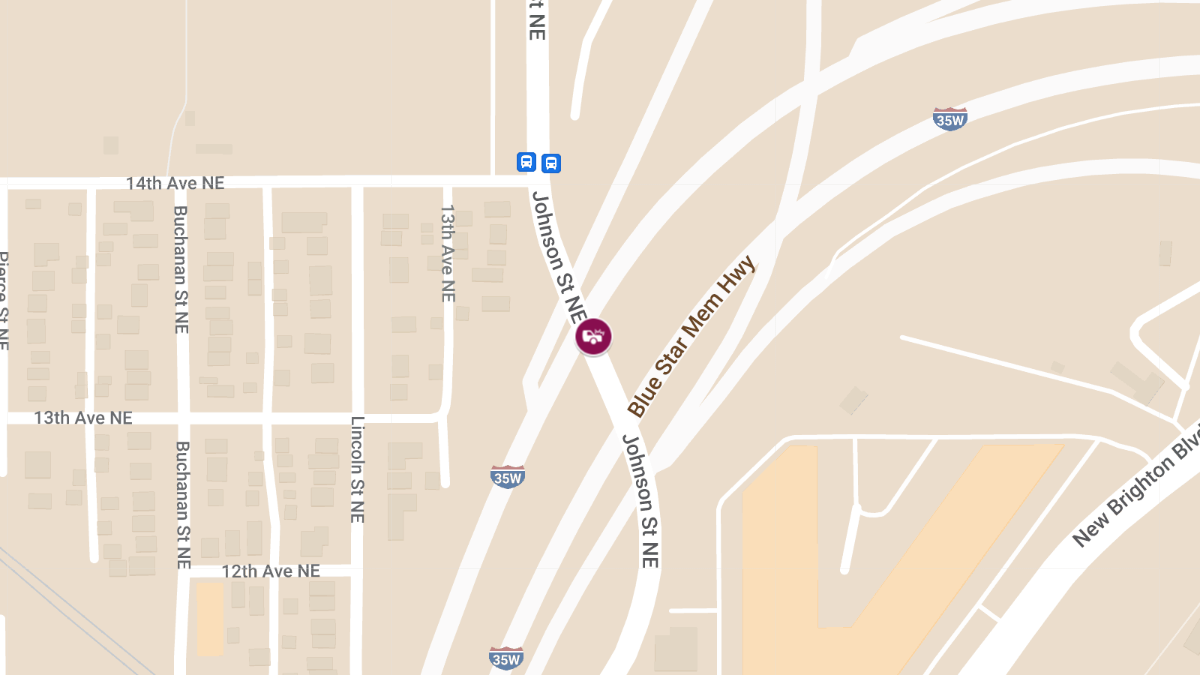 Rollover Collision with Injuries on I-35W S & Johnson St NE