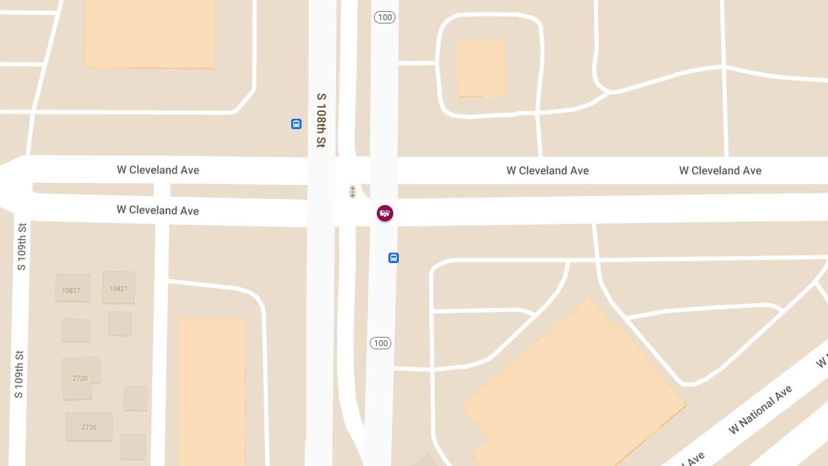 Rollover Crash with Entrapment and Injuries on Hwy 100 at Cleveland Ave