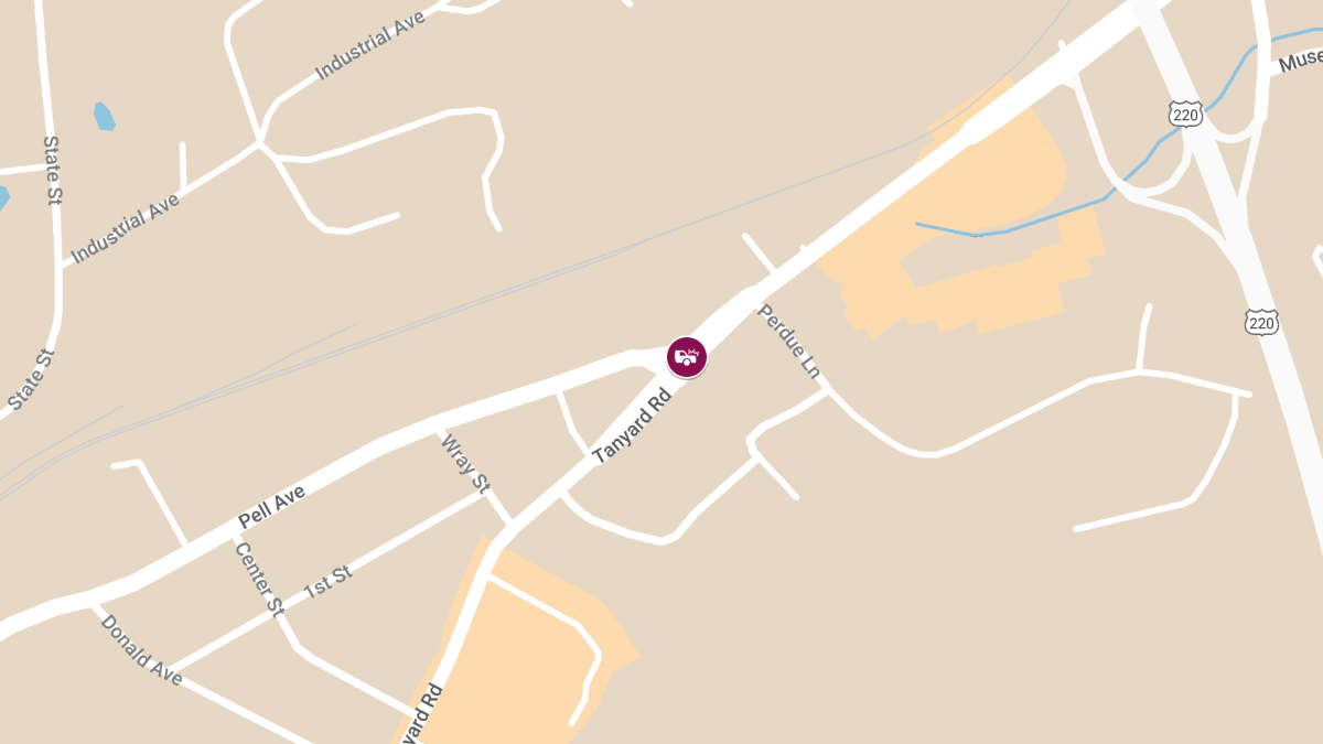 Two-Vehicle Accident at Pell Ave and Tanyard Rd Causes Injuries