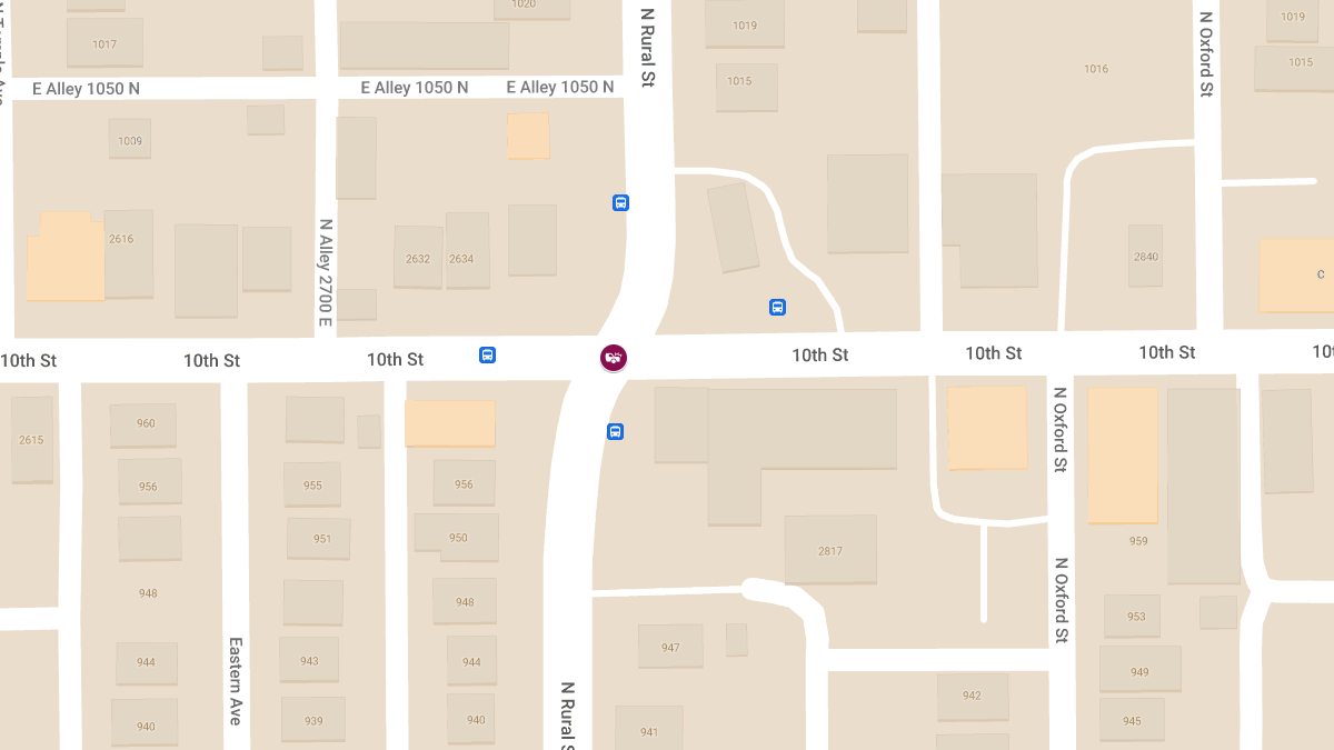 Two-Vehicle Collision at E 10th St & N Rural St Leads to Injuries