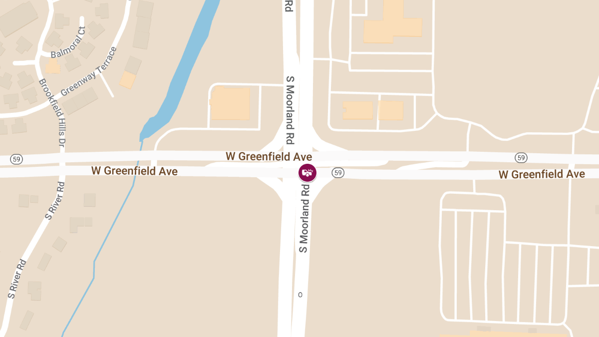 Two-Vehicle  at Greenfield Ave & Moorland Rd Causes Injuries