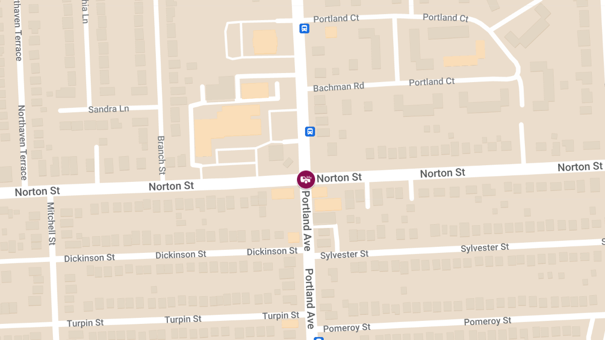 Accident With Injuries at Portland Ave NB SB & Norton St
