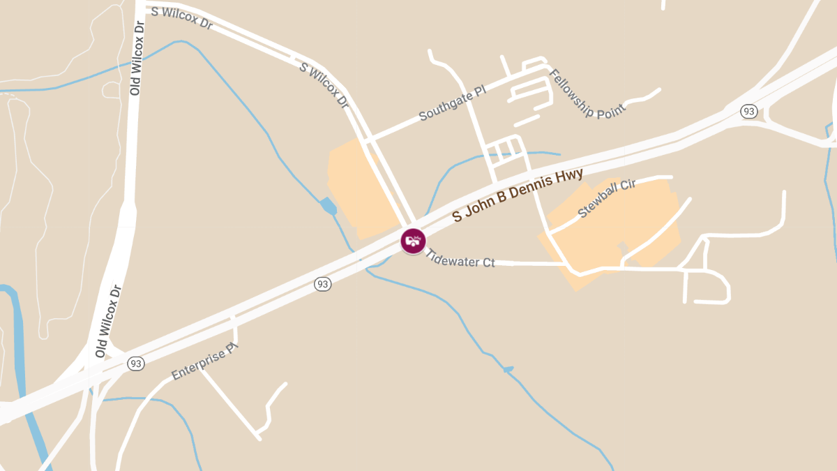 Accident at John B Dennis Hwy and Wilcox Dr Causes Injuries