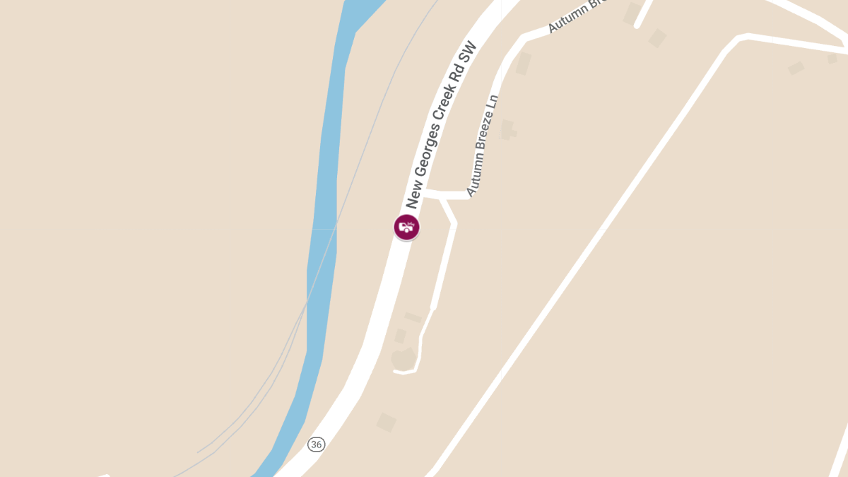 Accident with Entrapment on New Georges Creek Rd at Autumn Breeze Ln