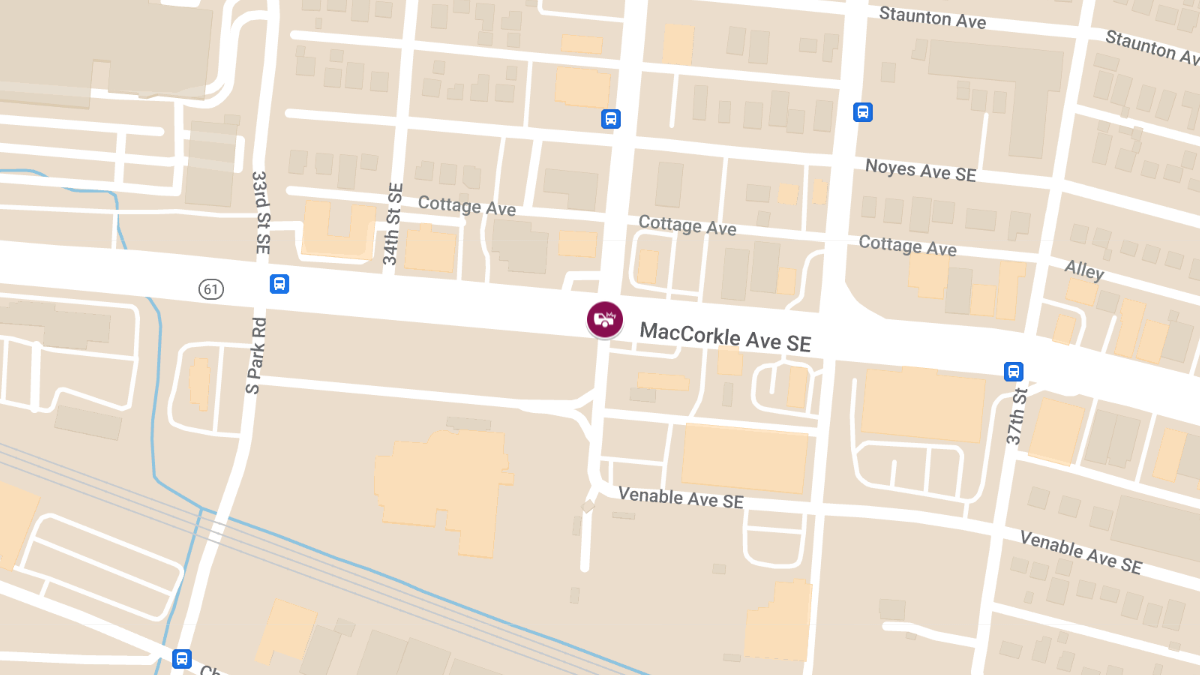 Accident with Injuries at 3516 MacCorkle Ave SE